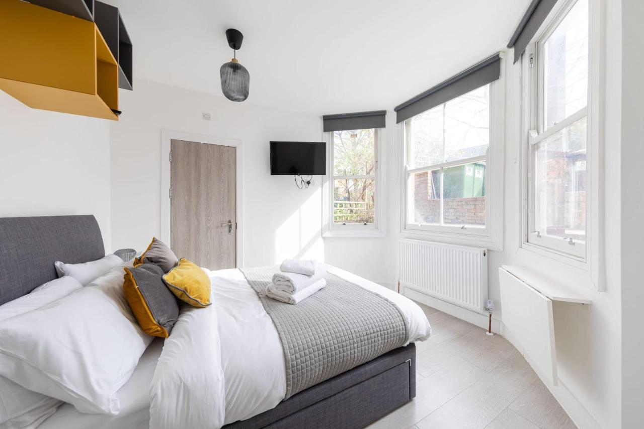 Lovely Private Room And Shower At Anson Hotel Londres Exterior foto